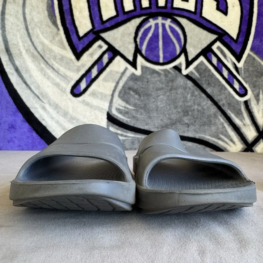 Size M8/W10 - Oofos Ooahh Men's Recovery Slip On Slide Sandals Gray